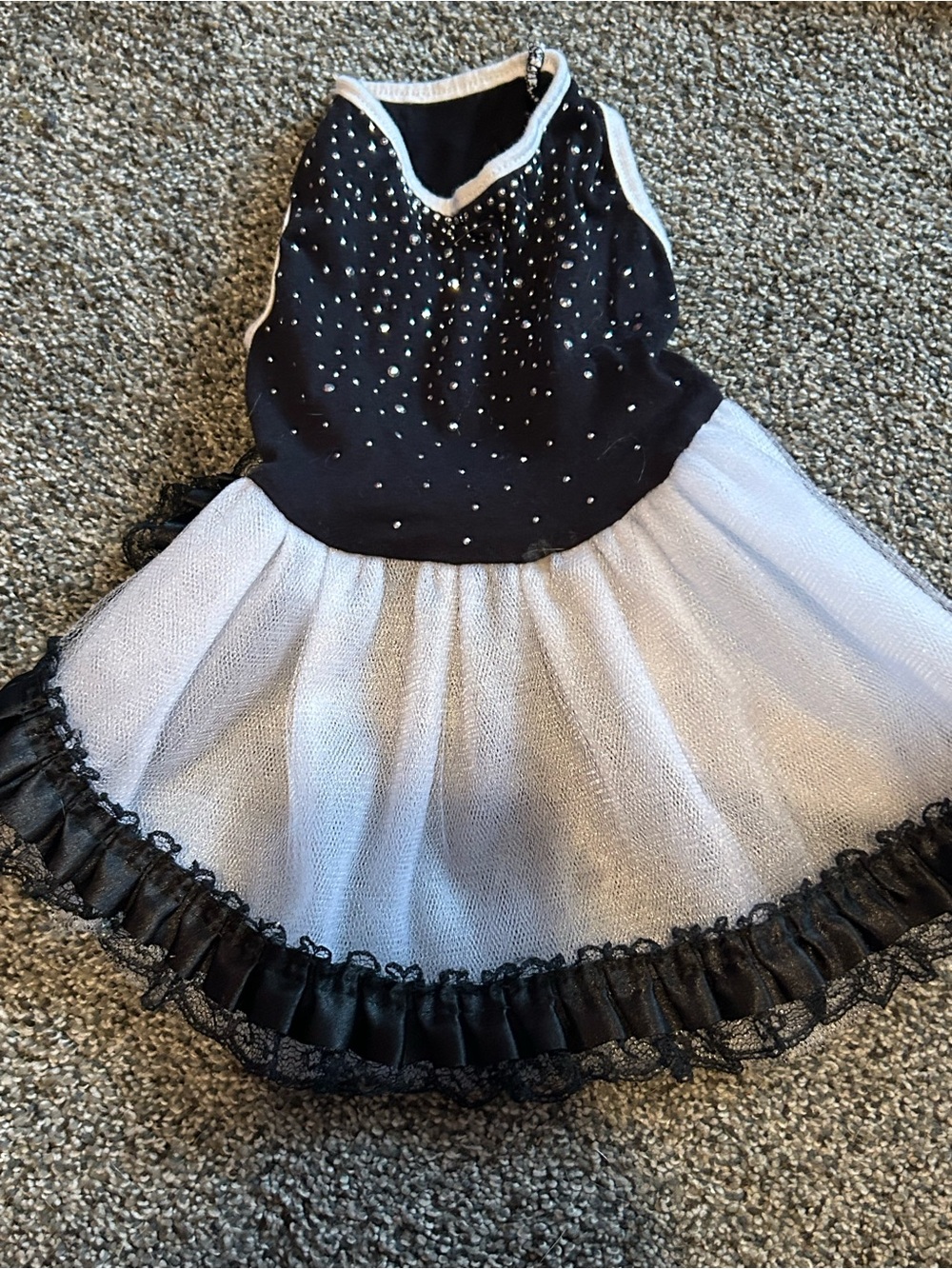 Glamorous Rhinestone Dog Tutu Dress, GC, Small, Fit 6-8 Pound Puppy, Adorable